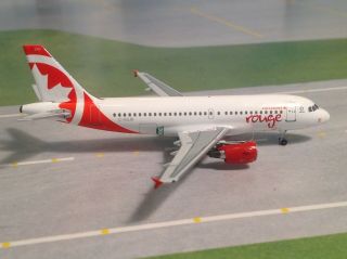 Air Canada rouge Airbus A - 319 C - GSJB 1/400 scale airplane model Aeroclassics 2