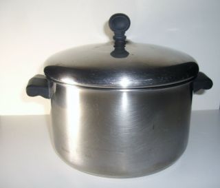 Farberware 8.  5 " Covered Stock Pot 4 Qt.  Aluminum Clad Stainless Vintage