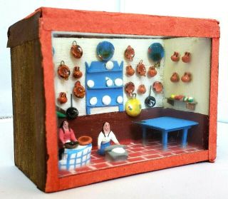 Antique/Vintage Mexican Folk Art Miniature/Dollhouse Pottery Shop/Store Diorama 2