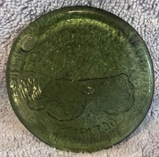 Yorktown National Battlefield Medallion in Glass Paperweight 3 