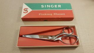 Vintage Singer Pinking Shears - Model No.  C - 807