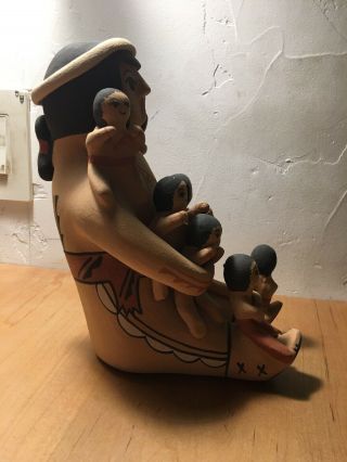 L.  M.  Lucero Jemez Pueblo Native American Storyteller Figurine 4