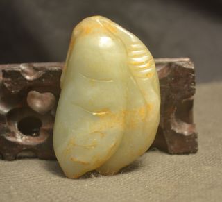 Powerful Chinese Vintage Sinkiang Jade Haricot Bead Wealth Totem Vivid Carving