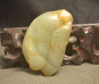 Powerful Chinese Vintage Sinkiang Jade Haricot Bead Wealth Totem Vivid Carving 2