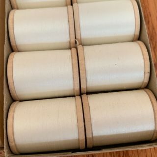 11 Vintage Coats Clarks White Cotton Quilting Thread Wood Spools Sewing 2