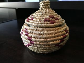 Native Eskimo Hand Woven Basket w/Lid Set of 2 6