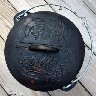 Vintage 9 " Cast Iron Covered Dutch Oven Lewis & Clark Corps Of Discovery Footed