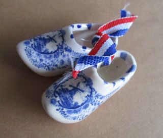 Tiny Ceramic Holland Dutch Shoes Netherlands Souvenir