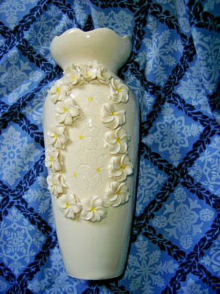 Vtg Dorothy Okumoto Hawaiian Porcelain Tall Plumeria Vase