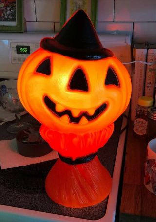 Vintage 14” Halloween Pumpkin Head Jack O Lantern Lighted Blow Mold Scarecrow