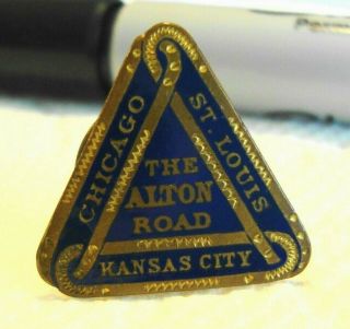 Vintage The Alton Road Railroad Lapel Button 3/4 " Chicago St.  Louis Kansas City