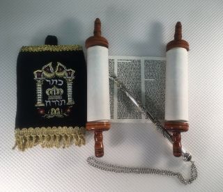 Small Jewish Hebrew Sefer Torah Scroll & Yad Pointer Judaica Judaism Vg Cond