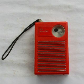 Rare Vintage Red Kmart Solid State Am Transistor Radio 06 - 31 - 09 Pocket Radio Nr