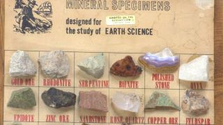 VINTAGE ROCKS AND MINERALS SPECIMENS DISPLAY SET FOR THE STUDY OF EARTH SCIENCE 2