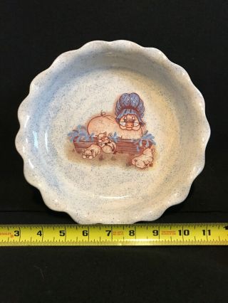Vintage Hand Made In America Ceramic Pie Plate Pigs