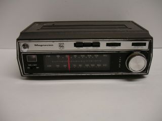 Vintage Magnavox Solid State Am Fm Afc Tabletop Radio