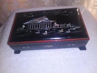 Vintage Black Lacquer (mother Of Pearl Inlay) Cigarette/ashtray Box