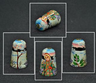 Russian Hand Painted Wood Thimble