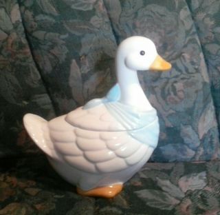 Vintage " Welcome Taiwan " White Goose/duck Cookie Jar With Light Blue Ribbon