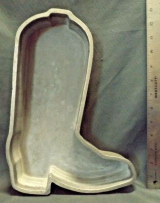 Vintage Thick Cast Aluminum " Cowboy Boot " Shaped Baking Pan Guc