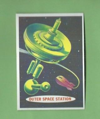 1957 - 1958 Topps Target Moon Salmon Colored Back 68 Outer Space Station Nm Rare