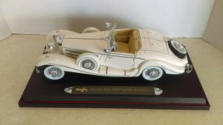 1:18 Maisto 1936 Mercedes Benz 500k Typ Special Roadster Diecast With Stand