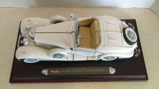 1:18 Maisto 1936 Mercedes Benz 500K TYP Special Roadster Diecast With Stand 2