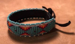 Totally Awesome Large Native American Lakota Sioux Lazy Stitch Beaded Wrist Band 2