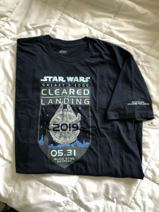 Disney Star Wars Galaxy’s Edge Cleared Landing Annual Passhoulder T Shirt Lg