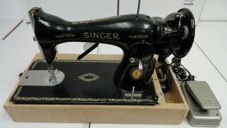 Singer Electric Sewing Machine W/ Foot Pedal 1951 Sn Ak501706 (3b4.  31.  Jk)