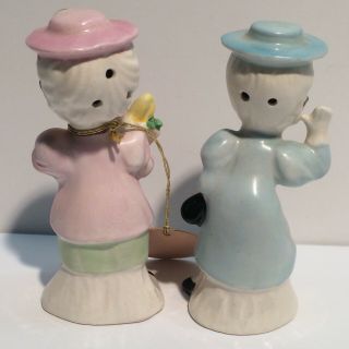 Vintage Enesco Busy Biddie Old Grannies Salt & Pepper Shakers w/ Tag 2 VHTF 5
