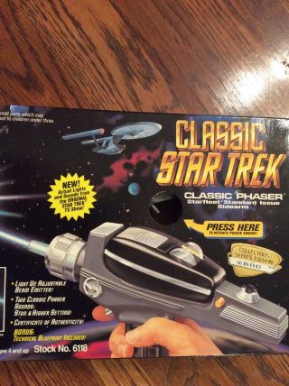 Classic Star Trek Phaser Playmates 6118 Collectors Series Edition 064943