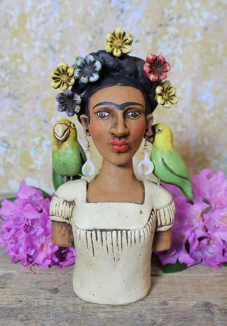 Clay Statue Of Frida Kahlo & Parrots By Rafael Pineda Mexican Folk Art Handmade