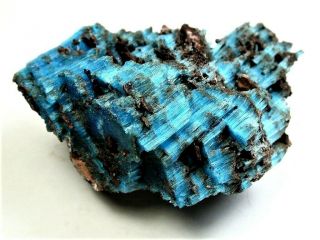 Minerals : Fibrous Blue Chalcanthite On All Sides From Arizona,  Usa