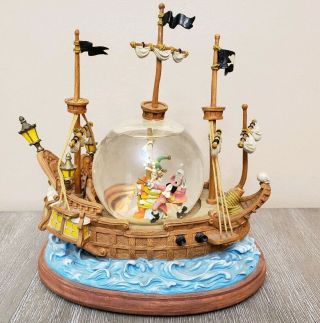 Disney Peter Pan “you Can Fly” Musical Snow Globe Captain Hook Tinkerbell