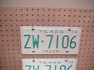 1974 TRUCK TEXAS LICENSE PLATE - PLATES PAIR OR SET OLD STOCK REPLACEMENTS 2