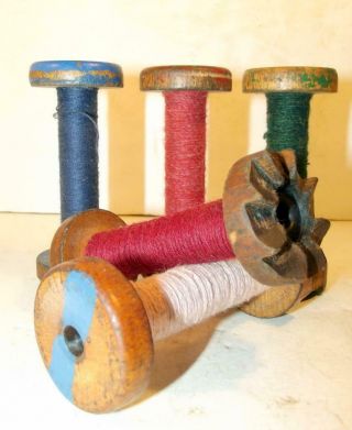 Vtg Set Of 5 Wood Industrial Textile Thread Spools & Thread W/ratchet Bottoms