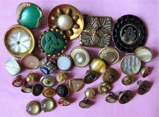 35,  Collectable Metal Buttons Inserts Micro Mosaic Celluloid Glas Mop More (12)