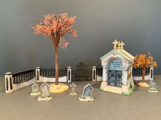 Lemax Spooky Town " Tomb Of Sir Edgar Goodbody,  " Iron Gate & Wall,  Tombstones/tree