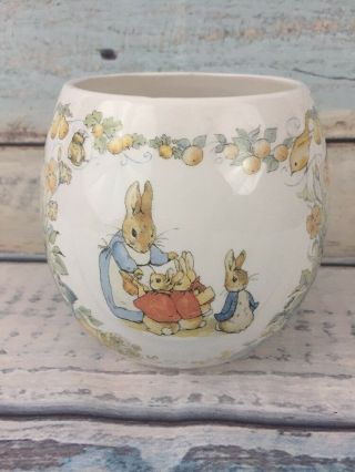 Beatrix Potter Teleflora Vase Round Peter Rabbit 4 1/2 " Easter Egg Decor 1996