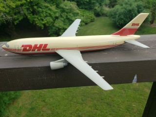 Dhl Model Airplane