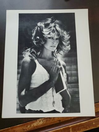 Vntg 1970s Press Release Movie Non Glossy Photo 8x10 Pinup Style Farrah Fawcett
