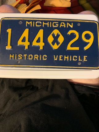 Michigan Historic Vehicle.  144 - X - 29.  -.