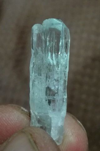 Wow Terminated 24 crts 100 Natural Aquamarine crystal of pakistan 2