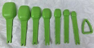 Vintage Collectible Tupperware Lime/Apple Green Measuring Spoons Set of 7 7