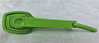Vintage Collectible Tupperware Lime/Apple Green Measuring Spoons Set of 7 8