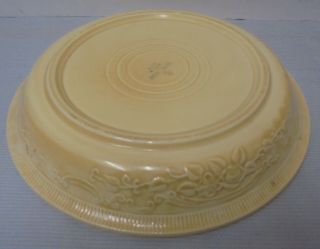 Oven Serve Yellow Pie Plate,  Floral,  Made In U.  S.  A. ,  10.  75 " Across Vintage