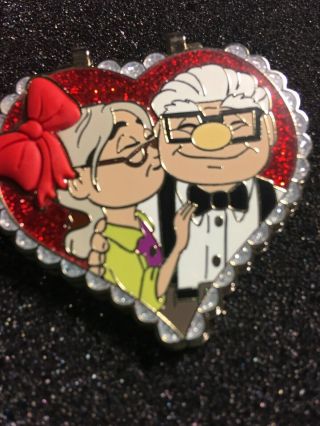 Disney Pin Dsf Dssh Box Of Chocolates Valentine Up Carl & Ellie In Love Opens