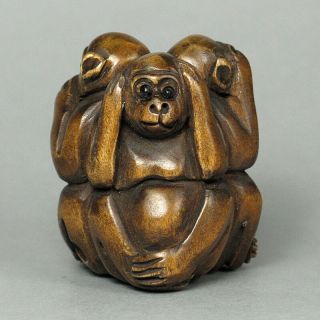 Boxwood Wood Netsuke Three Monkeys Figurine Carving (wn475)