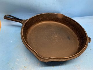 Vintage 10 - 1/2” Griswold Cast Iron Skillet - No.  8 Cast Iron Frying Pan